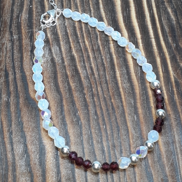 Moonstone/ garnet/sterling silver bracelet stacker - Picture 2 of 10